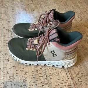 On Cloud Hi - first edition